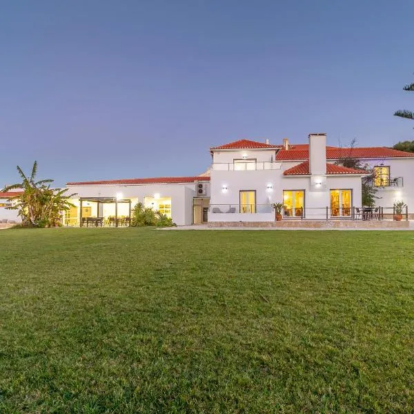 Silver Seahorse Garden Retreat，位于佩尼契的酒店