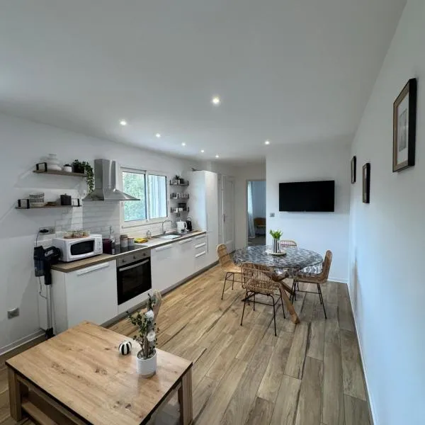 Appartement Lumière & Nature Cœur d Albitreccia，位于Albitreccia的酒店