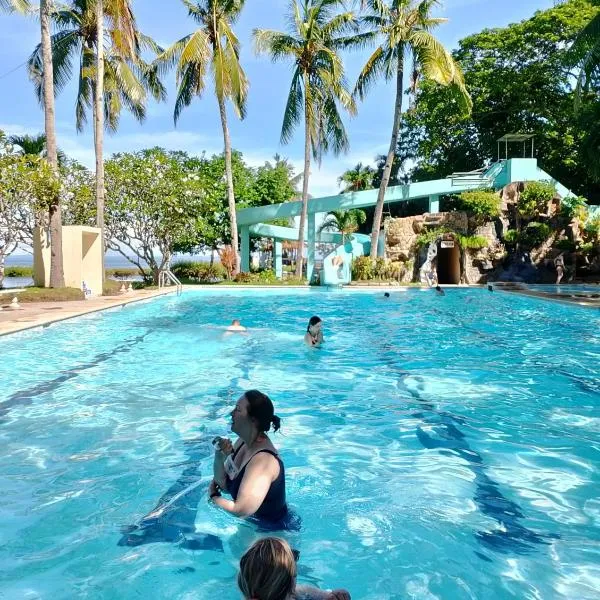 Palmas Del Mar Resort Bacolod，位于巴科洛德的酒店