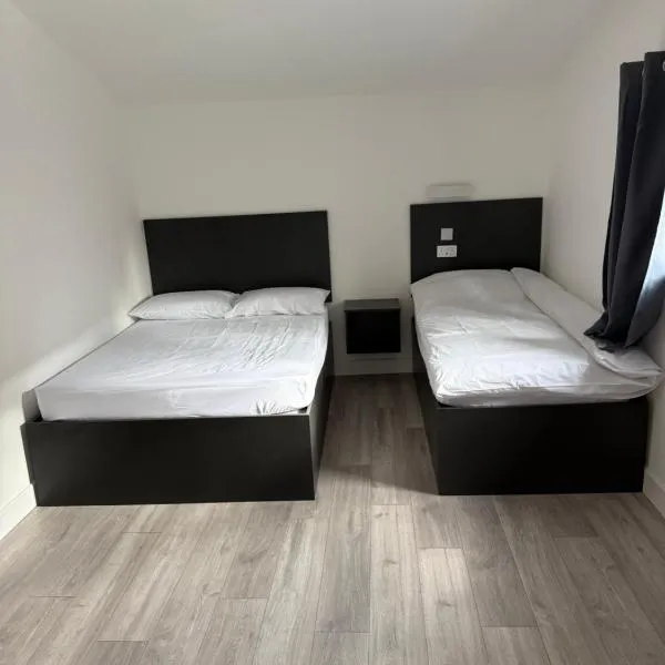 Sahota B&B，位于罗瑟勒姆的酒店