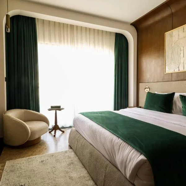Bratus Hotel，位于亚喀巴的酒店