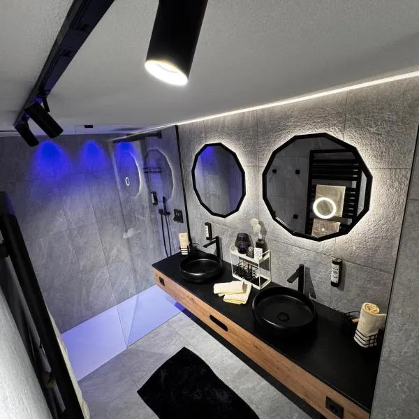 Activ-Family-Apart-Wisiol-Pitztal Sommercard inklusive，位于耶岑斯的酒店