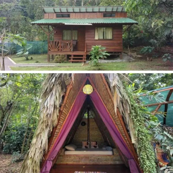Centro Ananda, Cabina, Bambuszelt，位于瓜皮莱斯的酒店
