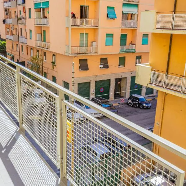 Genova Airport Apartment，位于热那亚的酒店