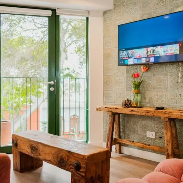 Upscale 2BR Gym & Bright View in Barranco,位于利马的酒店
