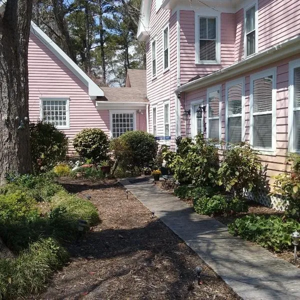 Island House of Wanchese Bed and breakfast，位于Wanchese的酒店