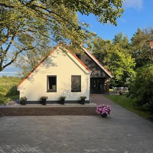 De Geluksbrenger，位于Spanga的酒店