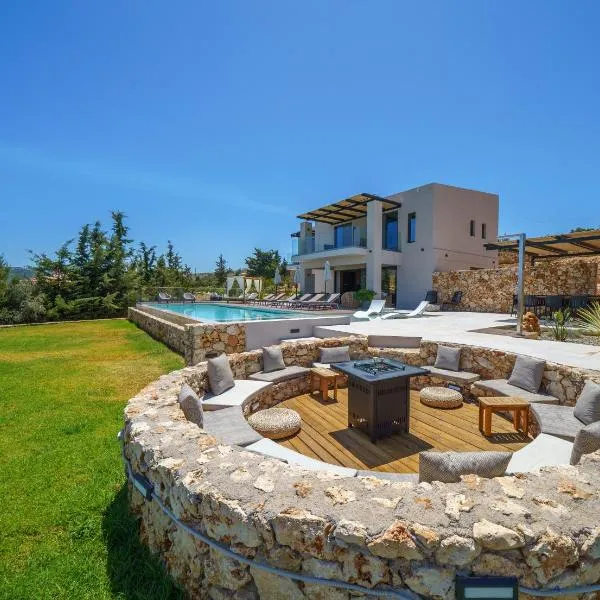 In Vivo Villa - Breathtaking View -90sqm Heated Infinity Pool，位于Áyios Pávlos的酒店