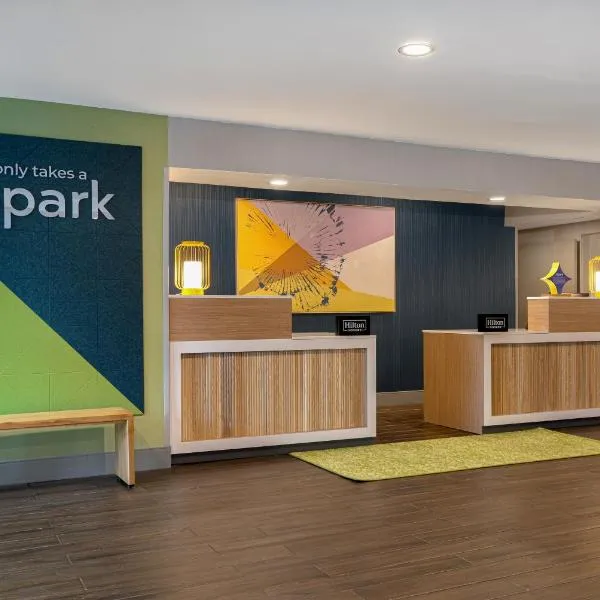 Spark by Hilton West Coxsackie，位于West Coxsackie的酒店