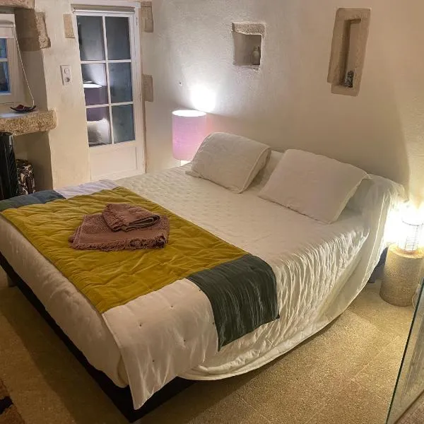 Chambre d'hôte pont du Gard，位于卡斯蒂隆迪加尔的酒店