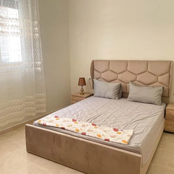 Appartement in ground floor in Al houceima，位于胡塞马的酒店
