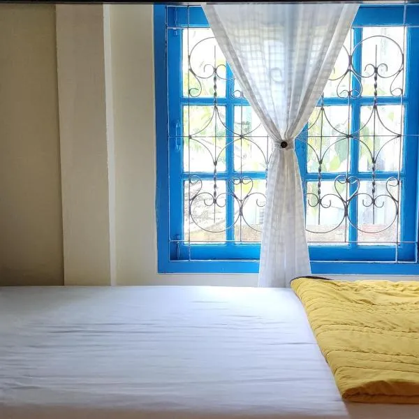 Baan Hinlad Home and Hostel，位于利巴诺伊的酒店