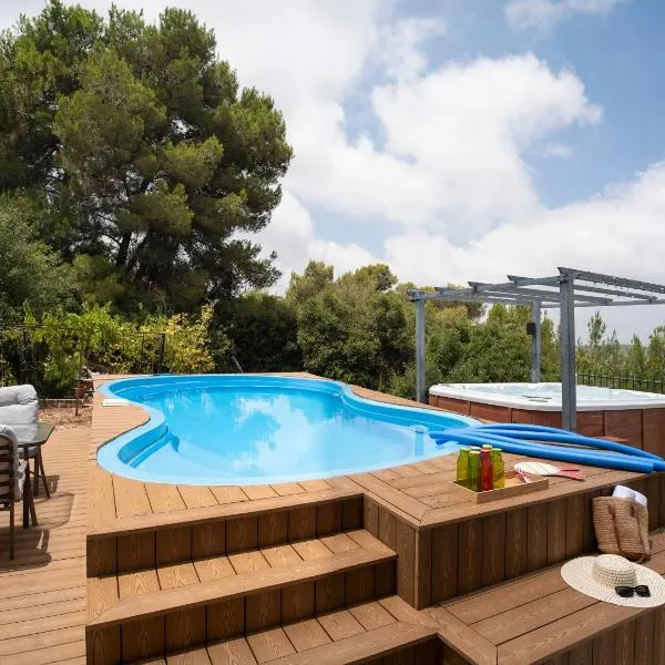 לה פטלונה - ווילה מהממת עם בריכה פרטית מחוממת ומקורה בכפר ורדים，位于Kefar Weradim的酒店