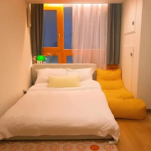 Gangnam Yeoksam Station Full-option Remodeling New House，位于首尔的酒店