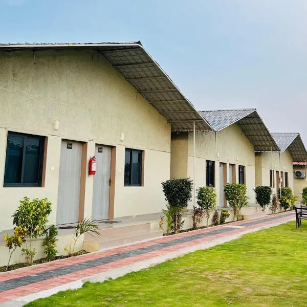 Unity Sunrise Resort Best Hotel Near Statue of Unity，位于Kevadia的酒店