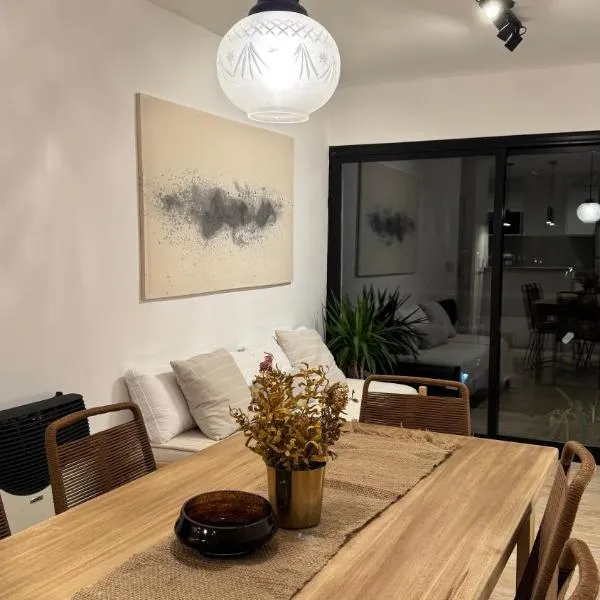 Departamento en Rojas，位于Rojas的酒店