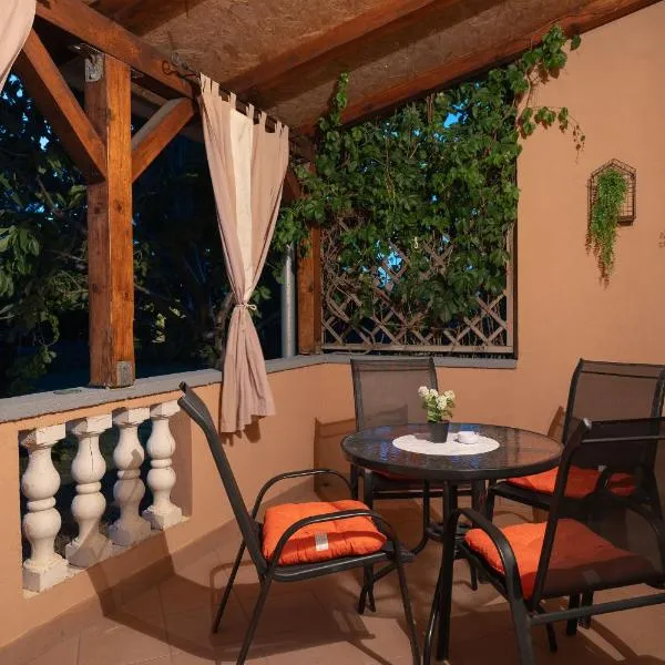 Apartments Ivana，位于宁的酒店