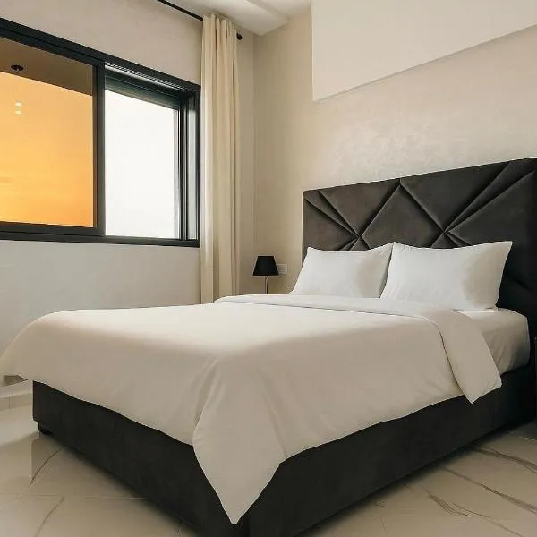 Appartement 2 chambres 1 salon，位于艾兹鲁的酒店