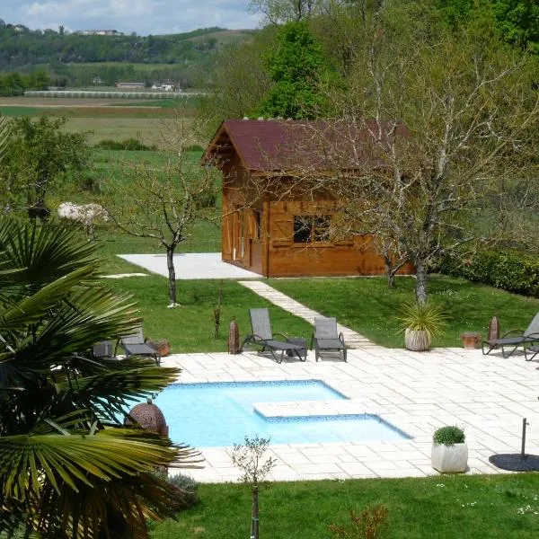 Les Chalets du Manoir，位于Labastide-du-Temple的酒店