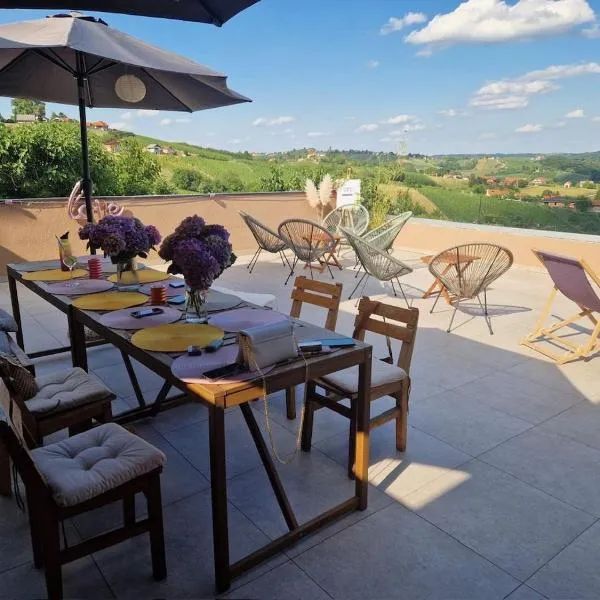 Wine Residence Kerman - Wine and Wellness Retreat in Sveti Urban，位于Štrigova的酒店