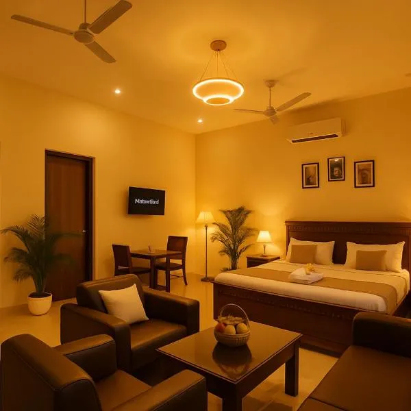 The White Scent-Near Noida Sector34 Metro，位于诺伊达的酒店
