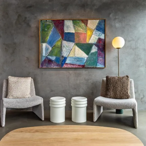 Hotel Loa，位于霍尔斯沃德吕尔的酒店