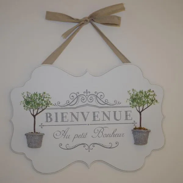 B&B pour la détente au Mas La Magdelaine，位于Péret的酒店