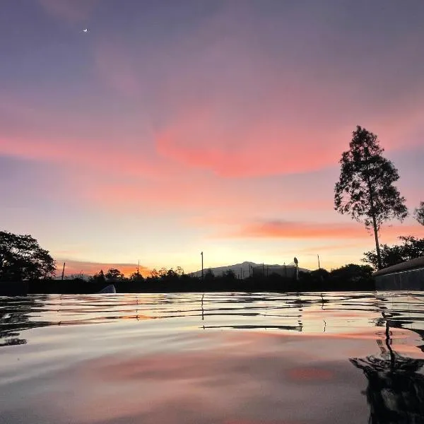 Quinta Elvira Rose，位于Checa的酒店