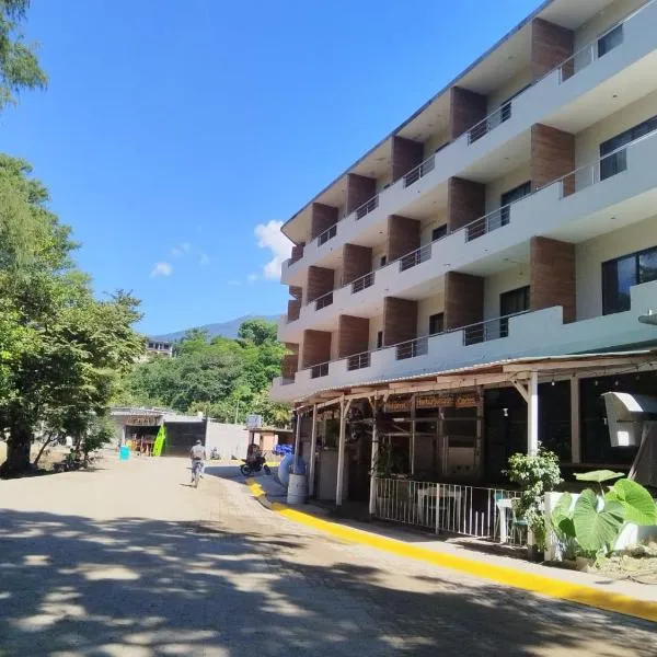 Hotel Ventanas Al Paraiso，位于Agua Buena的酒店