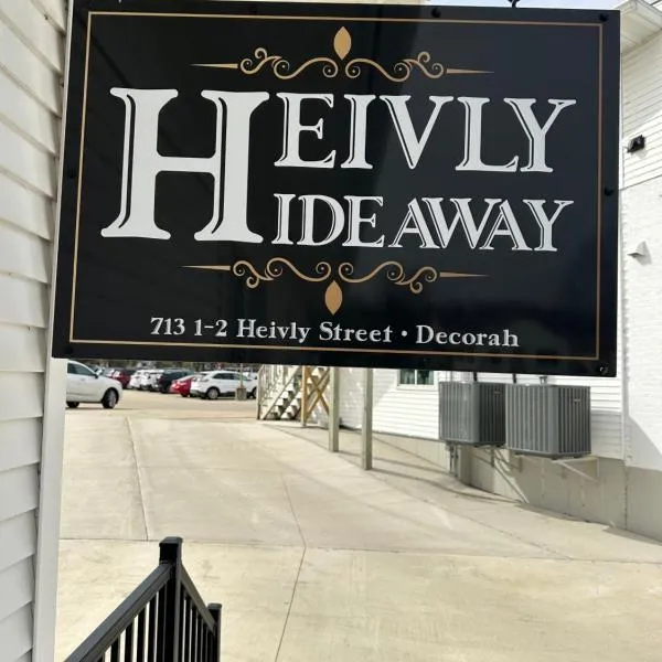 Heivly Hideaway in Decorah, Iowa，位于迪科拉的酒店