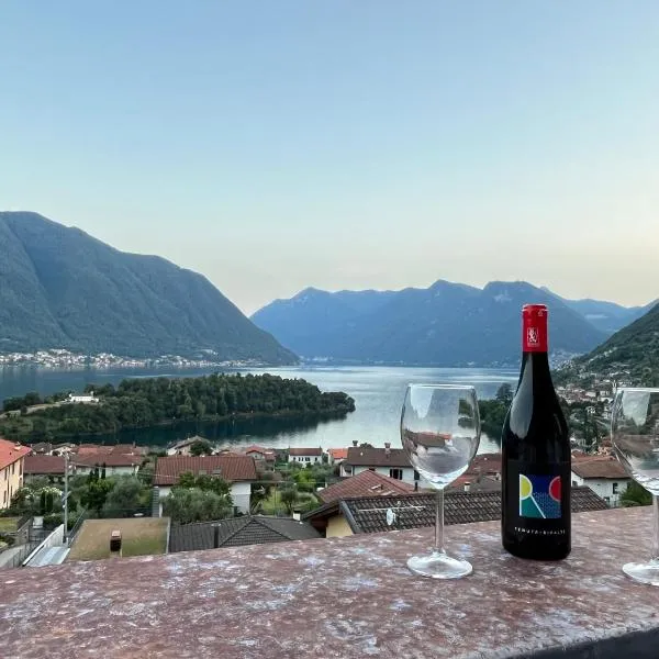 Persimmon Lake Como Lodge，位于欧苏西奥的酒店