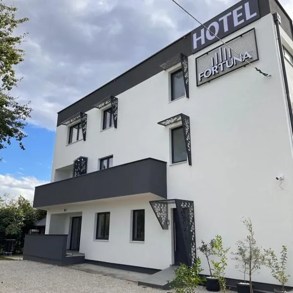 Hotel Fortuna，位于Gradačac的酒店