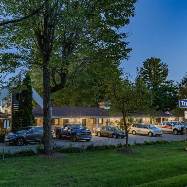 布雷斯布里奇旅程住宿酒店，位于布雷斯布里奇的酒店