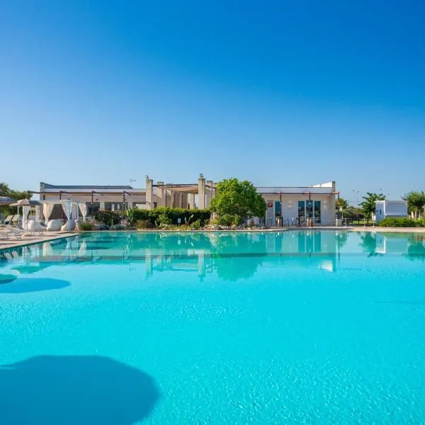 Relais Masseria Le Cesine - CDSHotels，位于韦尔诺莱的酒店