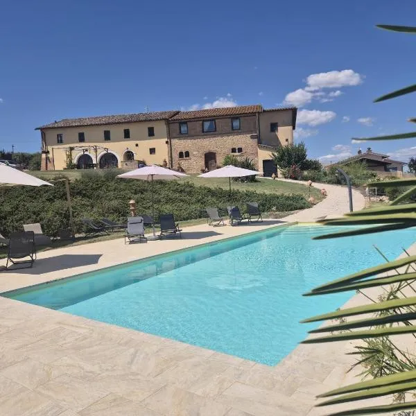 Casale Delle Stelle，位于Castello delle Forme的酒店