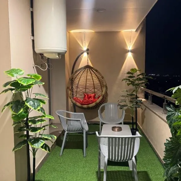 Gold Crest Executive Apartments in DHA Lahore By SHR，位于拉合尔的酒店
