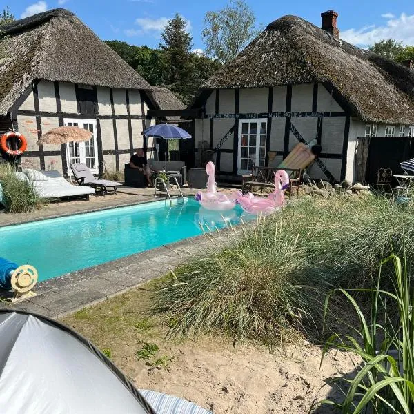 Farm61 badehotellet i det midtjydske - alder +18 år，位于Tjele的酒店