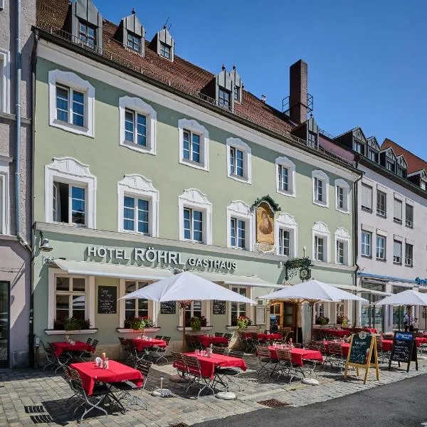 Hotel & Gasthaus DAS RÖHRL Straubing，位于施特劳宾的酒店