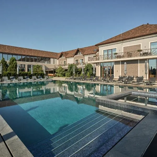 Underhill Resort&Spa，位于Bohorodchany的酒店