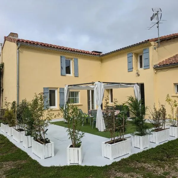 Logement indépendant au calme，位于Caudrot的酒店