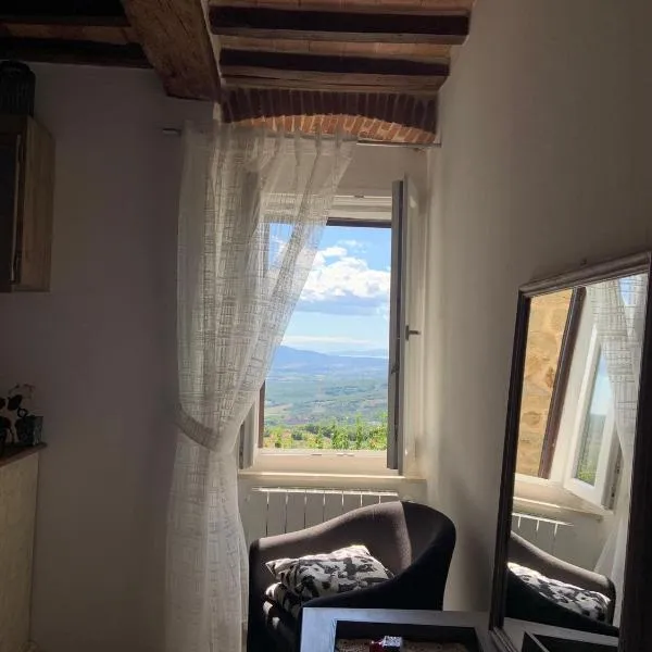 Casa Giovy，位于罗卡斯特拉达的酒店