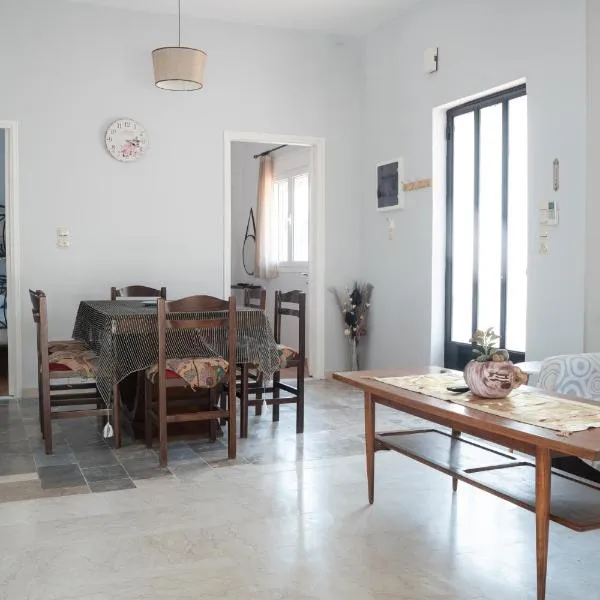 Escape to mountain and sea，位于Skapétion的酒店