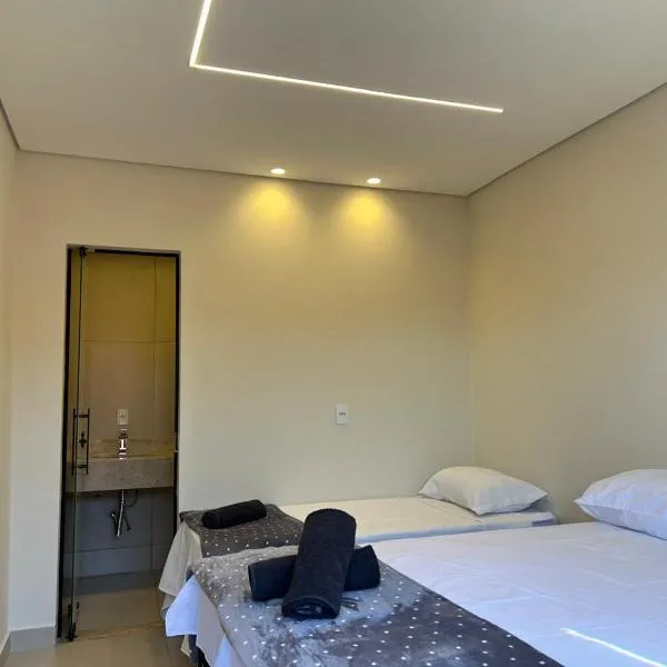 Suítes Pousada Canaã，位于阿拉沙的酒店