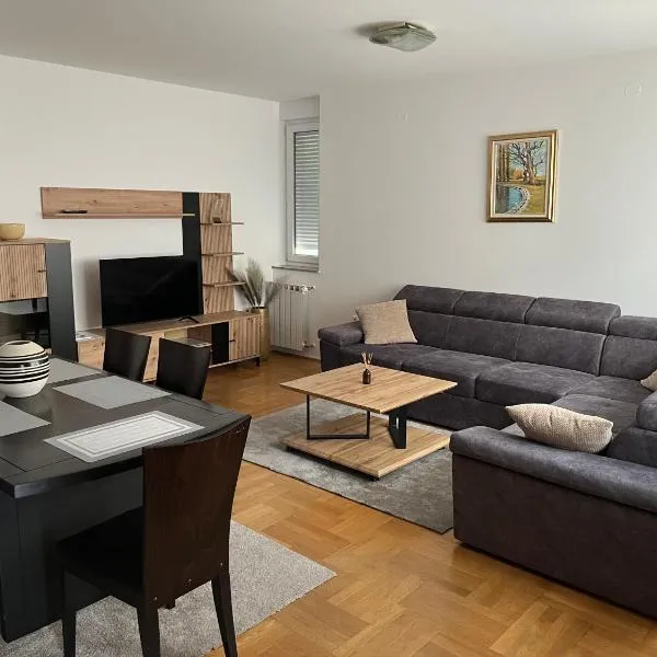 Apartman KOD MLINA，位于别洛瓦尔的酒店