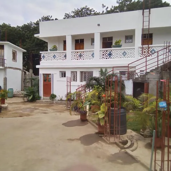 MUNDO GUEST & STUDIO APARTMENTS, MTWAPA,mombasa，位于姆特瓦帕的酒店