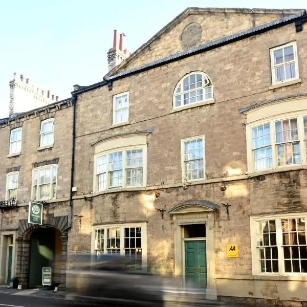 Orchard Club，位于纳尔斯伯勒的酒店