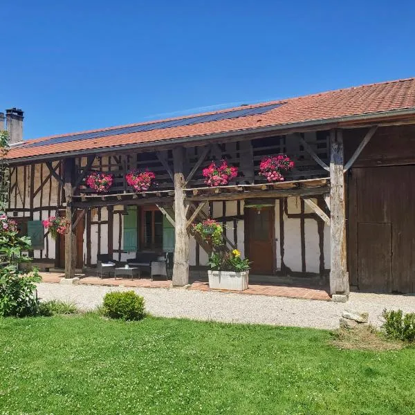 La Varnière - B&B with communal kitchen，位于代地区蒙蒂耶的酒店