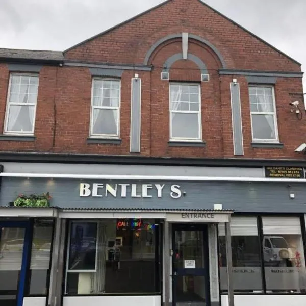 OYO The Bentleys Hotel，位于泰恩河畔纽卡斯尔的酒店