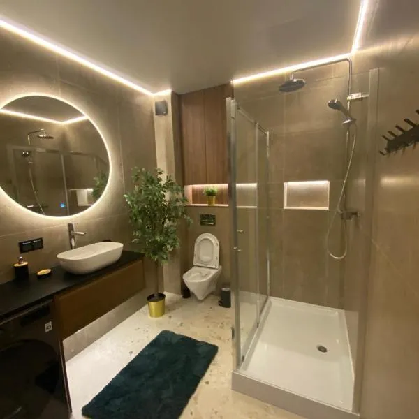 Two bedroom LUXURIOUS Spacios Apartment，位于维尔纽斯的酒店
