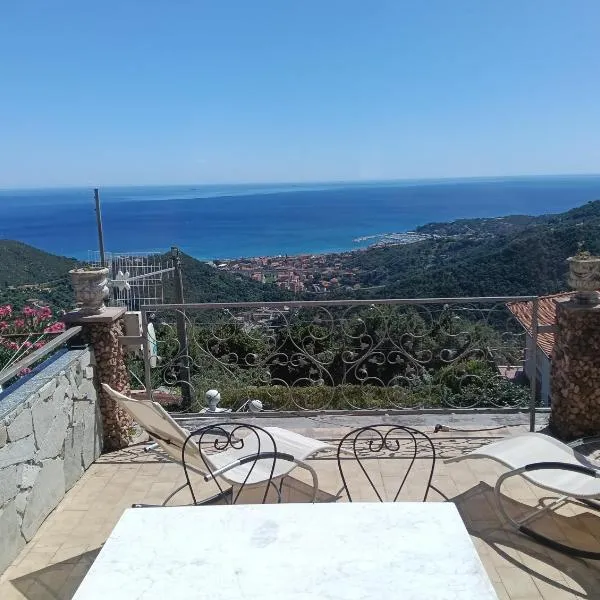 Villa vista mare，位于瓦拉泽的酒店